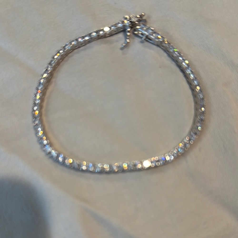 Elegant 7 ct Moissanite and 925 Silver Bracelet